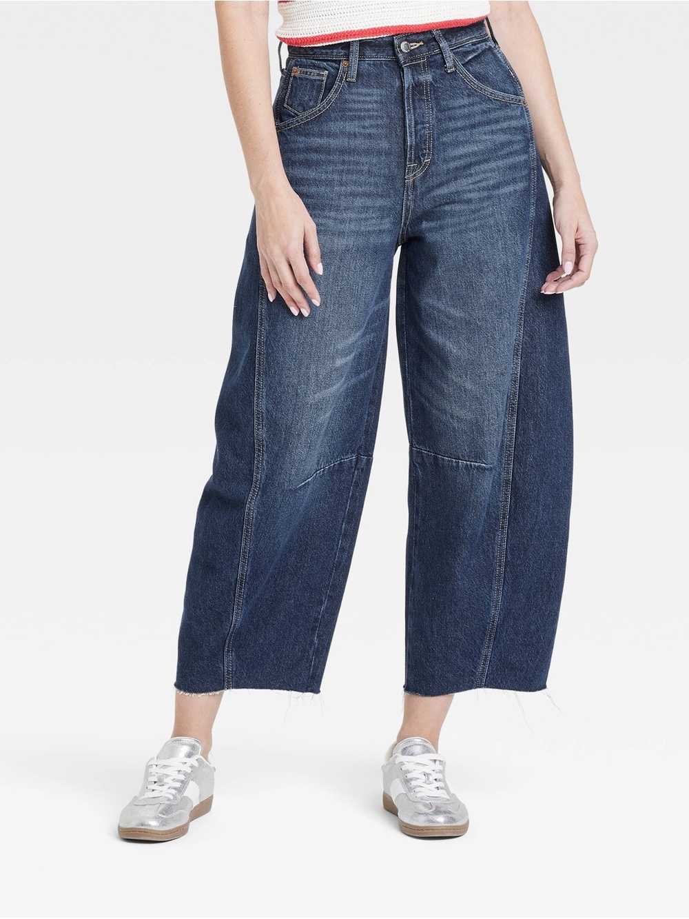 Universal Thread High-Rise Curved Leg Barrel Jeans Dark Wash Like New Size 6